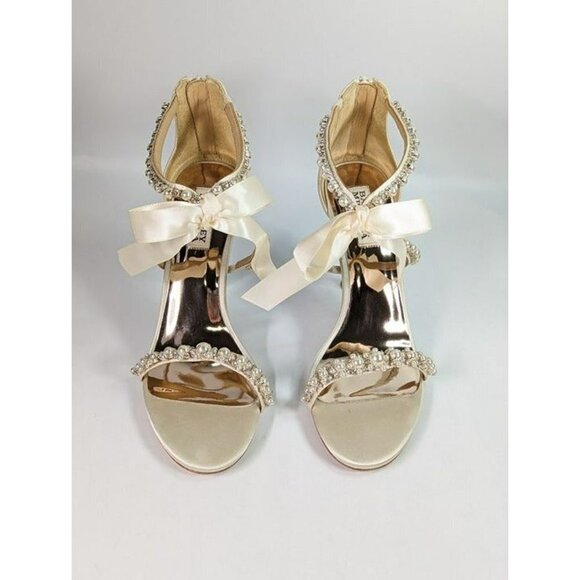 Badgley Mischka Women's Nayeli Drama Heel Sandals Ivory Satin Size 7.5 MSRP $285 - Picture 4 of 12